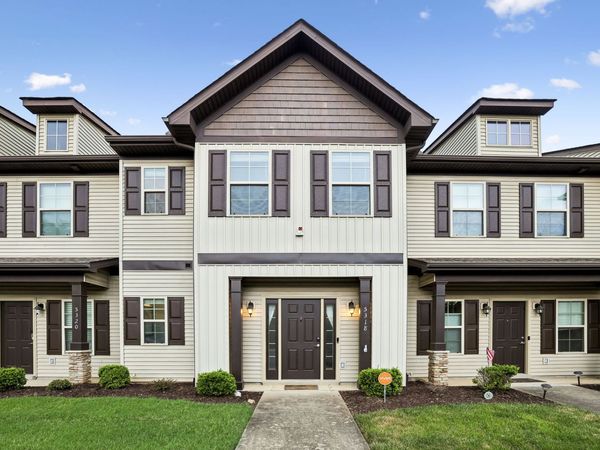 5318 Perlou Ln, Murfreesboro, TN 37128