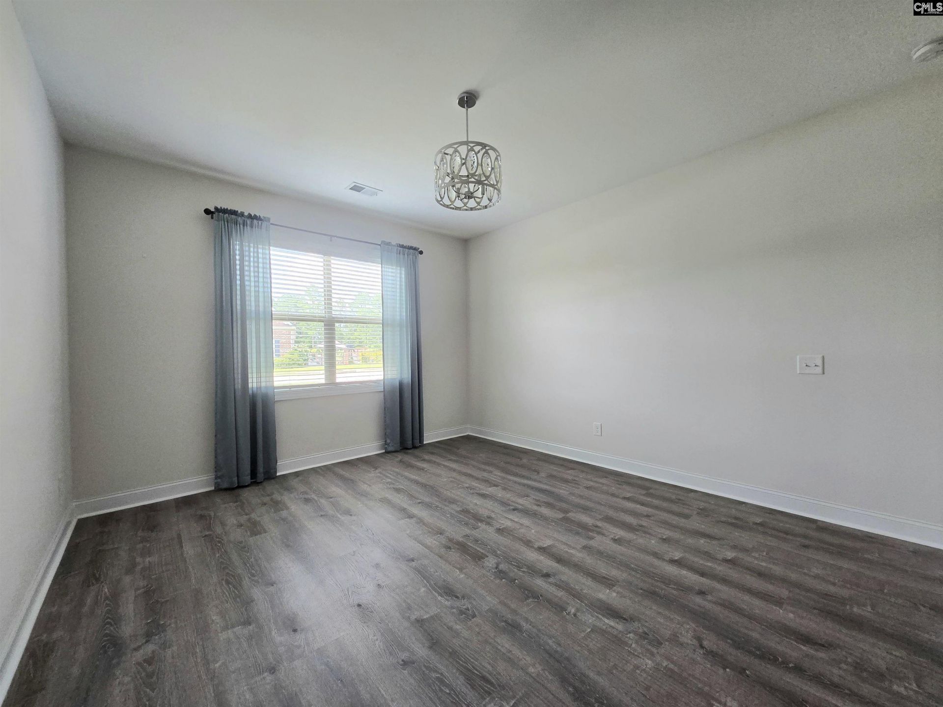 736 Millpoint Way  Photo 9