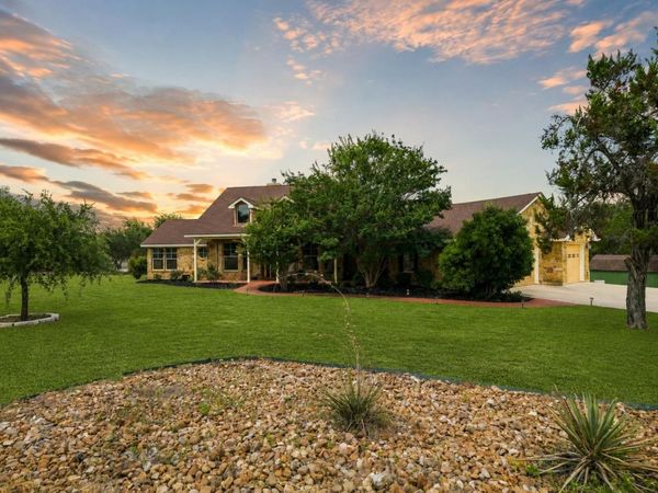 501 Goodnight TRL, Dripping Springs, TX 78620