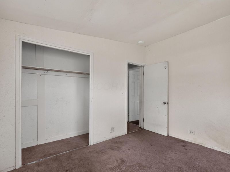 1823 E Blake Avenue, Columbus, OH 43219 Photo 6