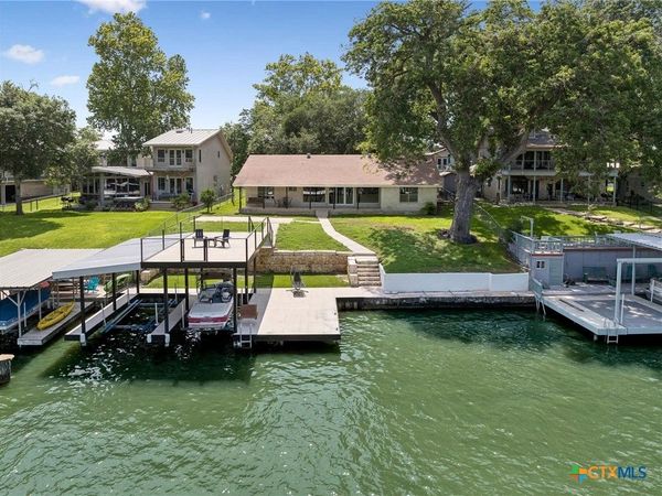 611 Lake Placid Drive , Seguin, TX 78155