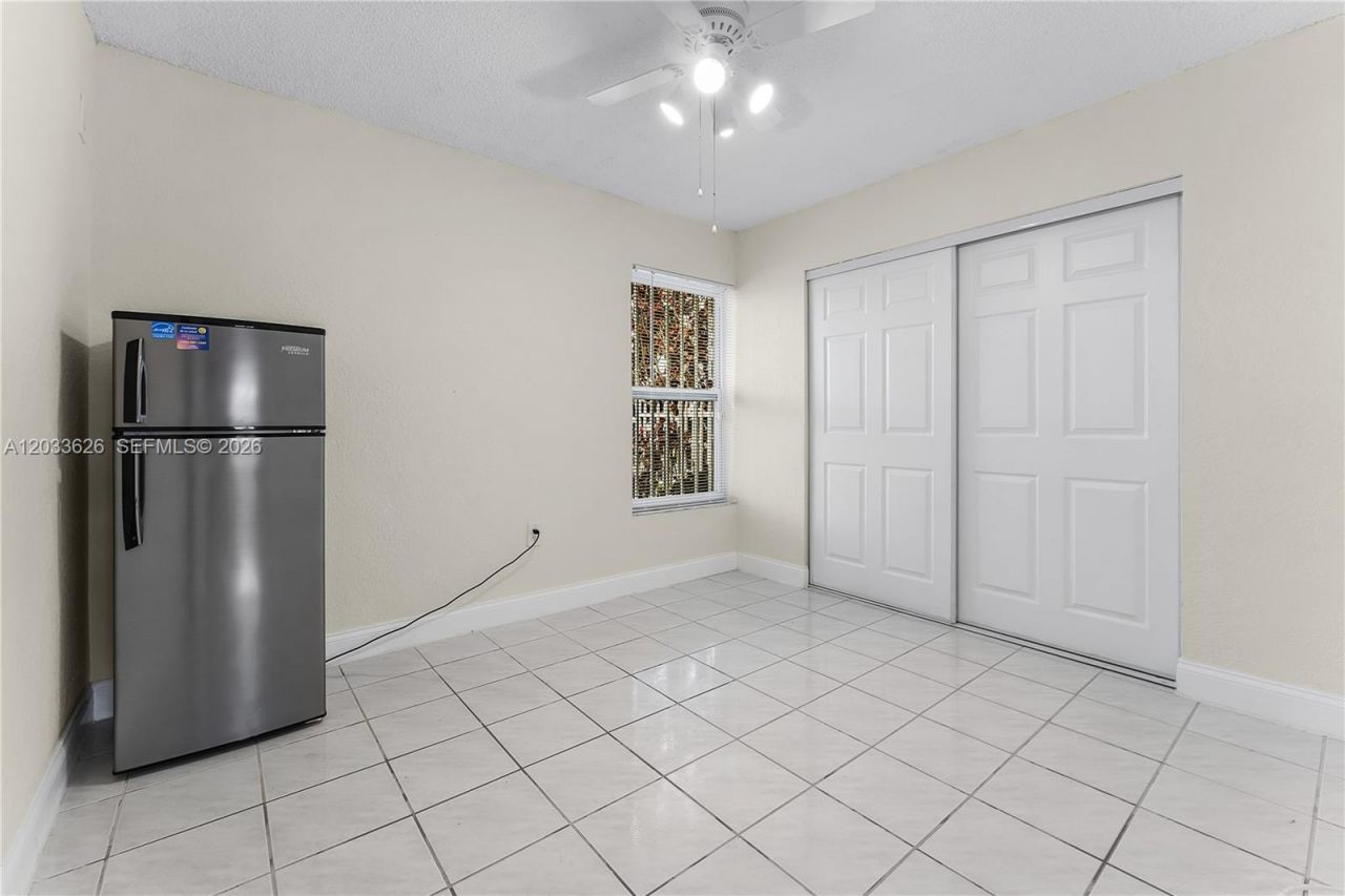 12622 SW 211th Ter , Miami, FL 33177 Photo
