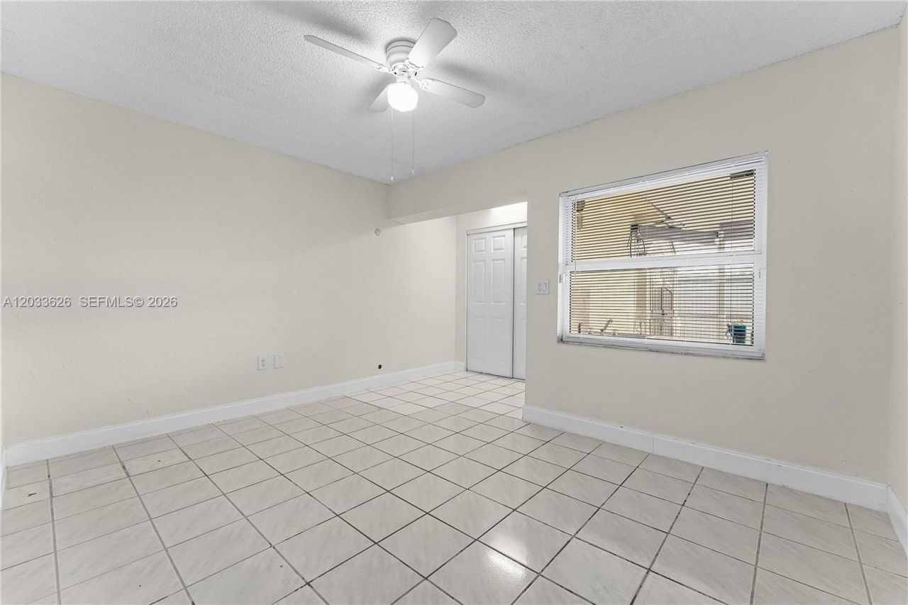 12622 SW 211th Ter , Miami, FL 33177 Photo