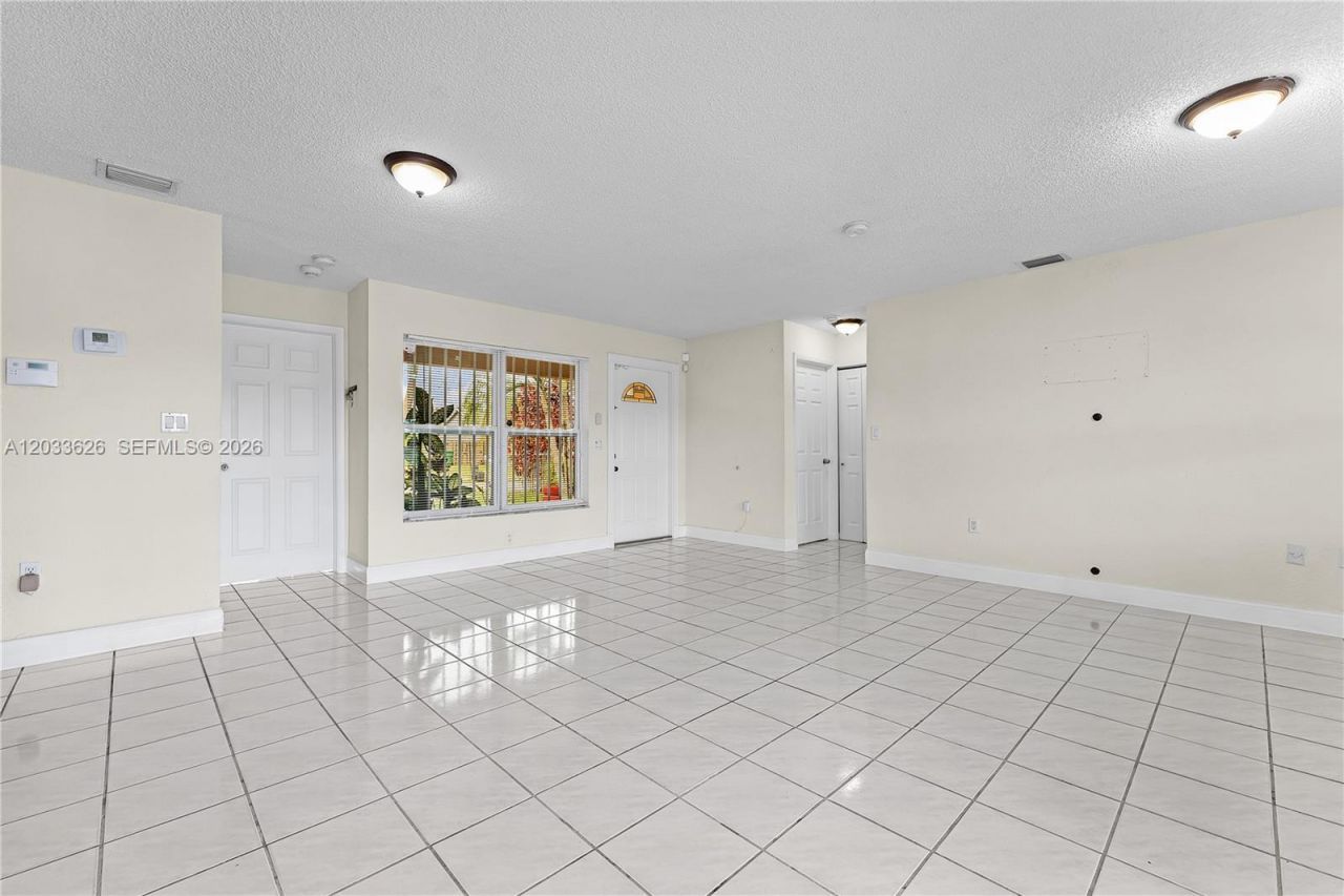 12622 SW 211th Ter , Miami, FL 33177 Photo