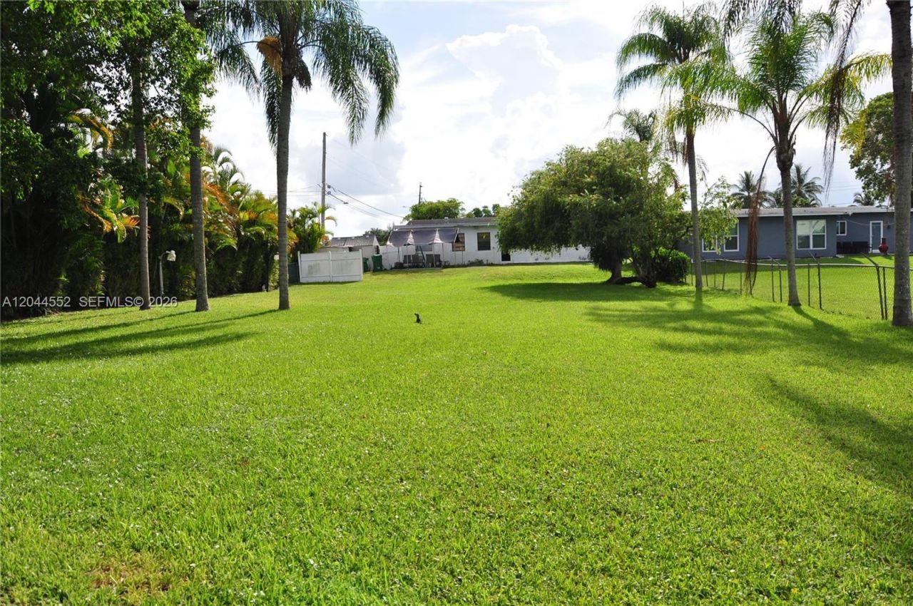 5630 SW 55th Ave, Davie, FL 33314 Photo