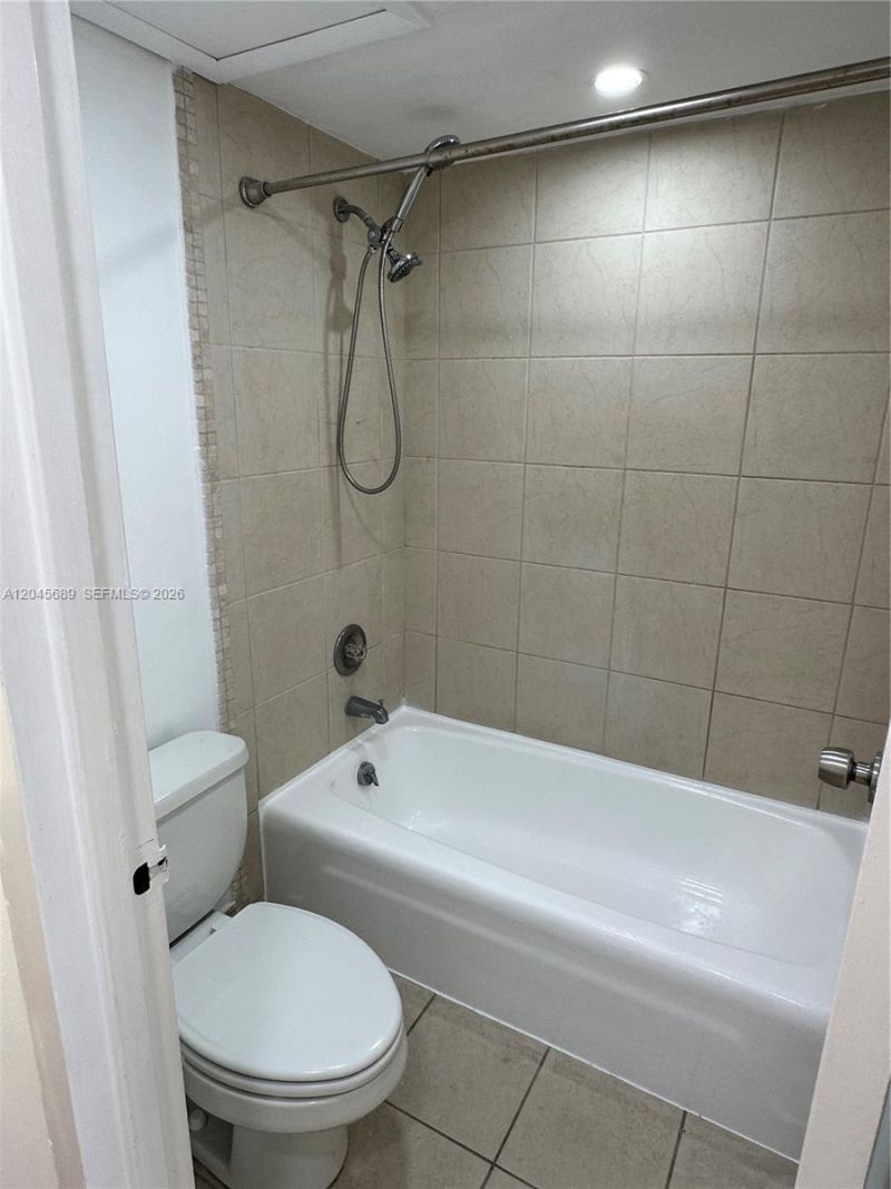 2333 Brickell Ave , Unit 1610, Miami, FL 33129 Photo
