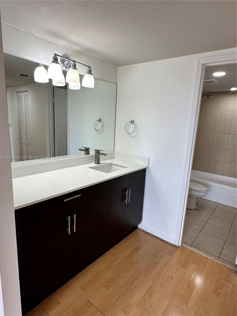 2333 Brickell Ave , Unit 1610, Miami, FL 33129 Photo