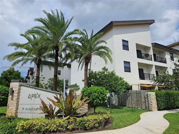8195 NW 104th Ave , Unit 23, Doral, FL 33178