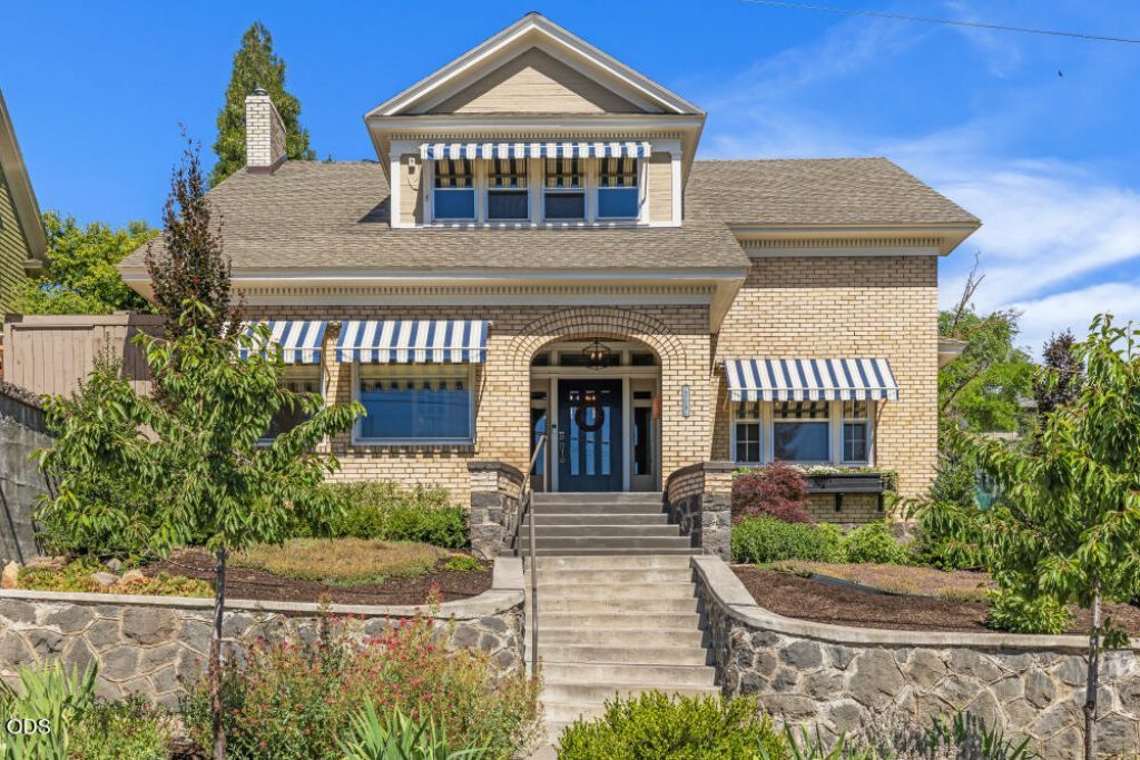 219 Pine Street Klamath Falls, OR 97601