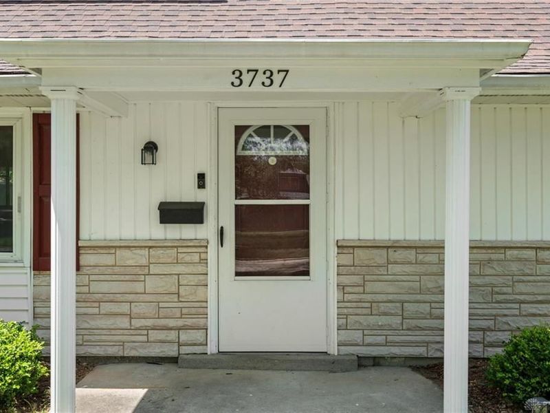 3737 Ackerman Boulevard, Kettering, OH 45429 Photo 3