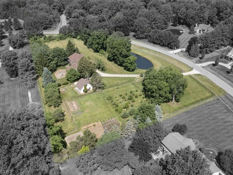 3815 W Sweet Briar Drive, Medina, OH 44256 Photo 7