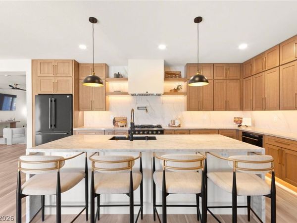 53 Evvie Court, Henderson, NV 89012