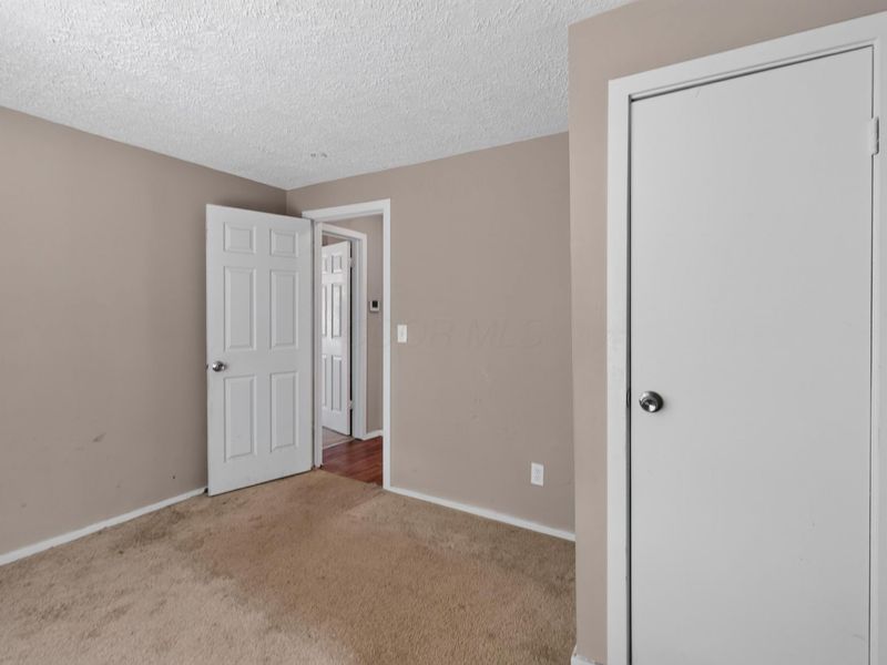 2183 Safford Avenue , Columbus, OH 43223 Photo 10