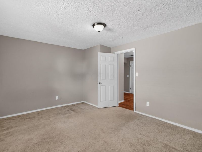2183 Safford Avenue , Columbus, OH 43223 Photo 8