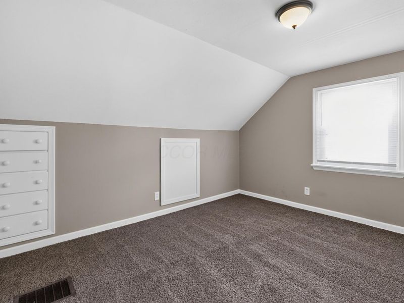 636 S Ashburton Road , Columbus, OH 43213 Photo 18