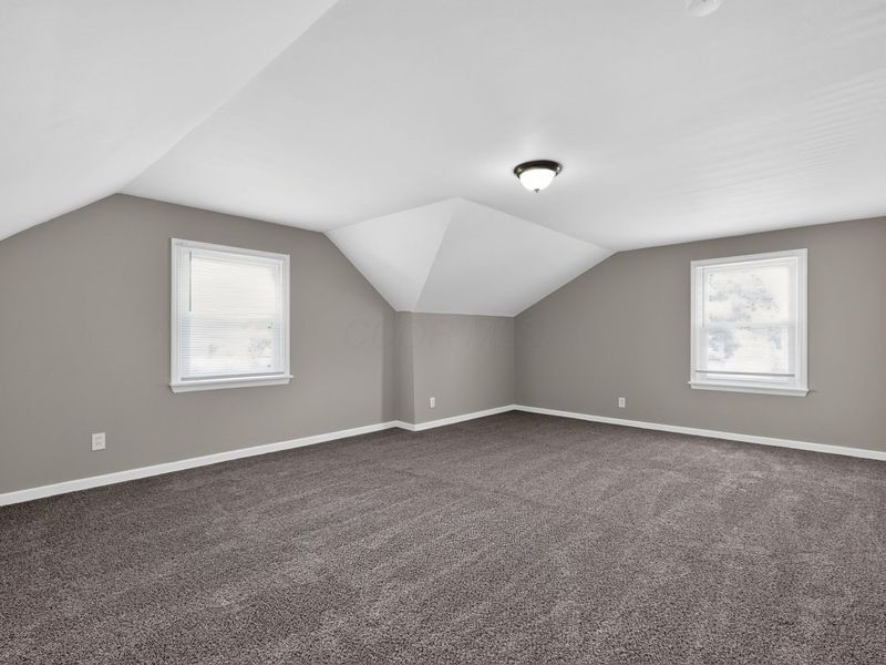 636 S Ashburton Road , Columbus, OH 43213 Photo 19