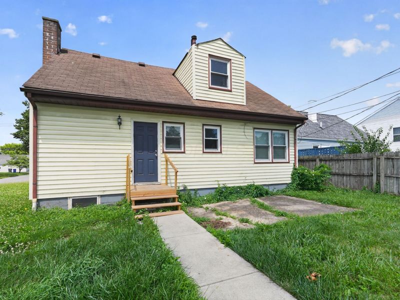 636 S Ashburton Road , Columbus, OH 43213 Photo 29