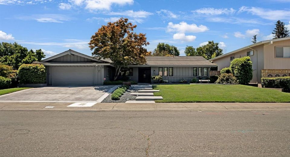 6685 Arboga Way, Sacramento, CA 95831 Photo