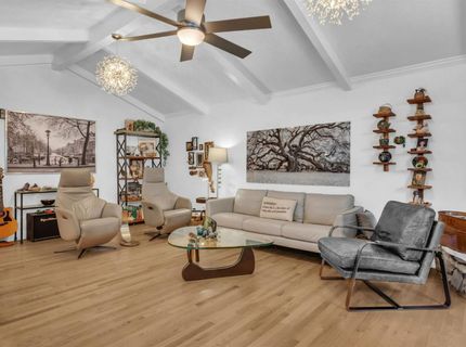 6685 Arboga Way, Sacramento, CA 95831 Photo