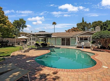 6685 Arboga Way, Sacramento, CA 95831 Photo