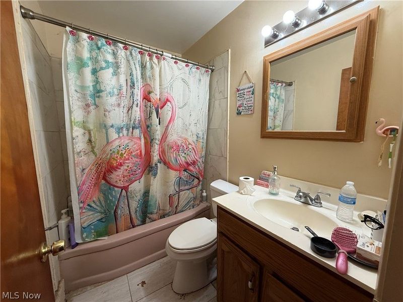 2368 Montgomery Avenue NW, Warren, OH 44485 Photo 7
