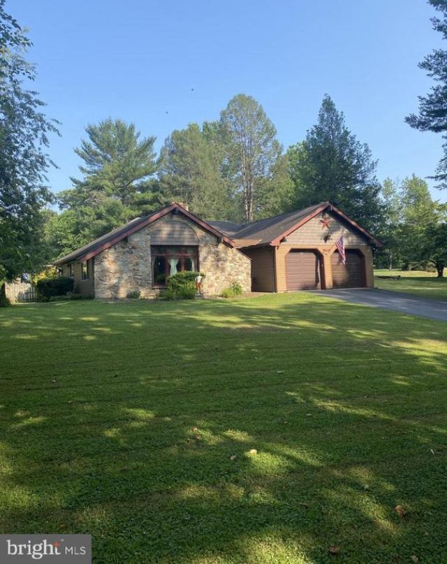 1429 CRESTMONT DRIVE, DOWNINGTOWN, PA 19335