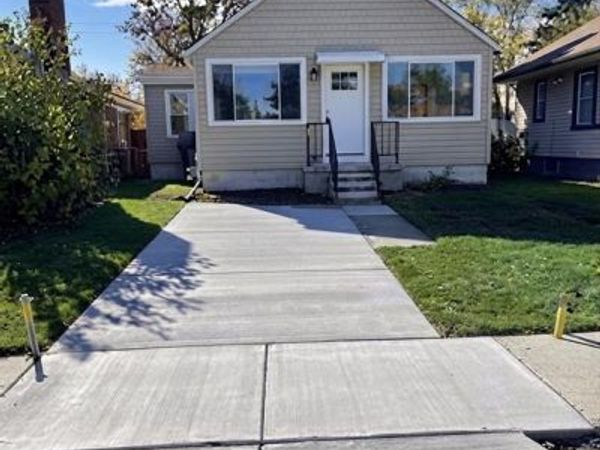 557 WHITE Avenue, Lincoln Park, MI 48146