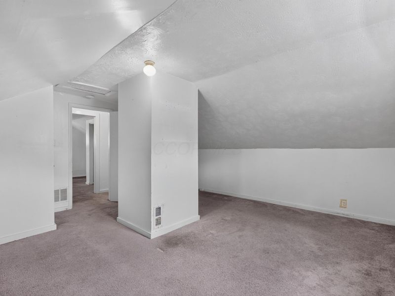 2418 Century Drive , Columbus, OH 43211 Photo 11
