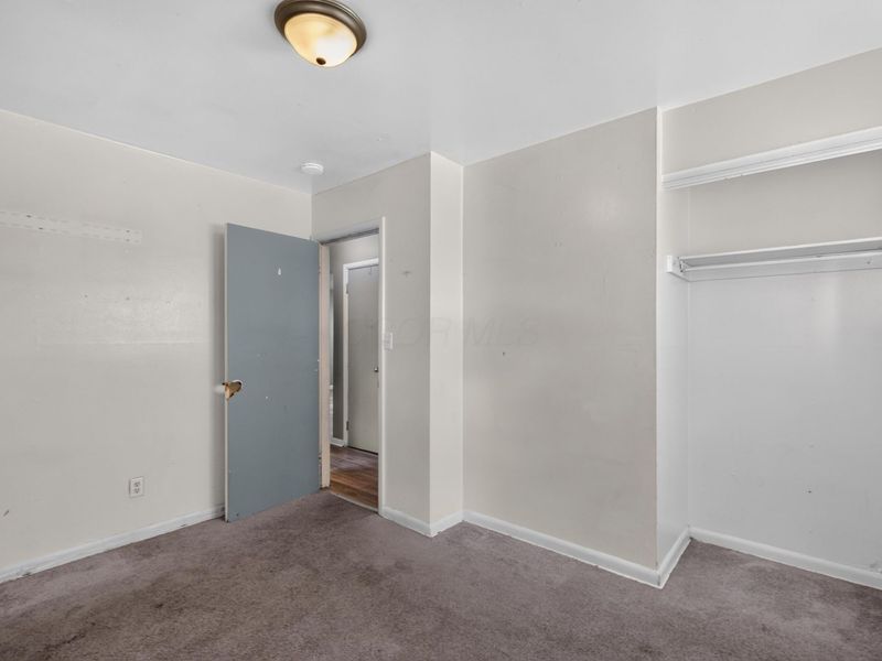 2418 Century Drive , Columbus, OH 43211 Photo 16