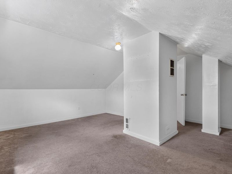 2418 Century Drive , Columbus, OH 43211 Photo 18