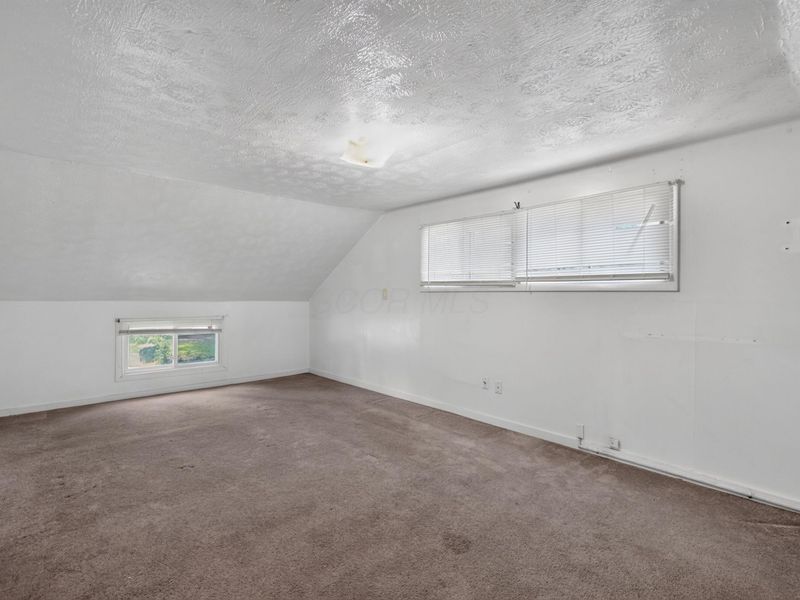 2418 Century Drive , Columbus, OH 43211 Photo 21