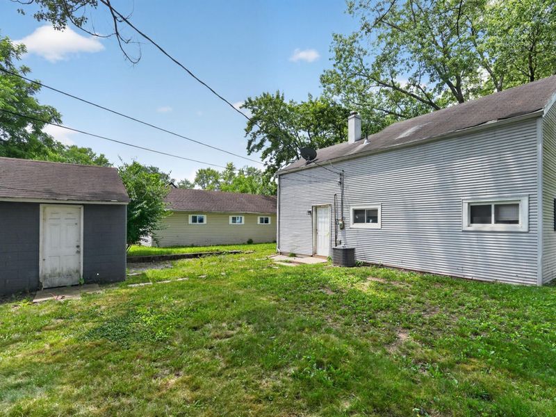 2418 Century Drive , Columbus, OH 43211 Photo 29