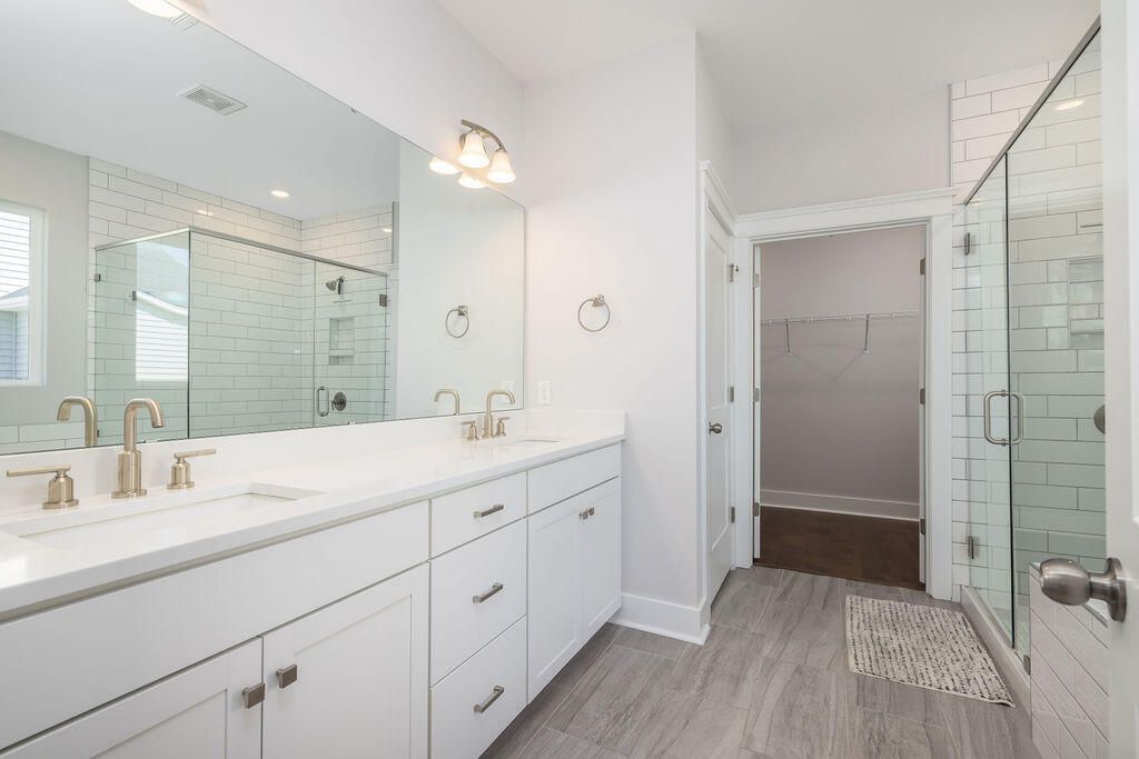 169 Huguenot Trail Photo 15