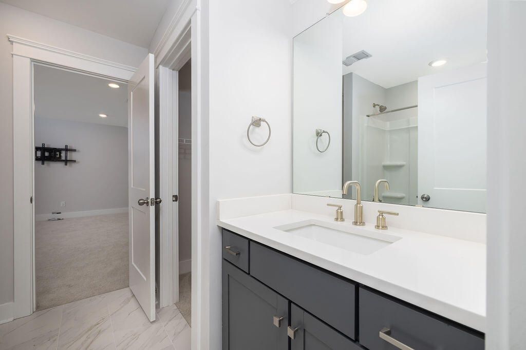 169 Huguenot Trail Photo 30