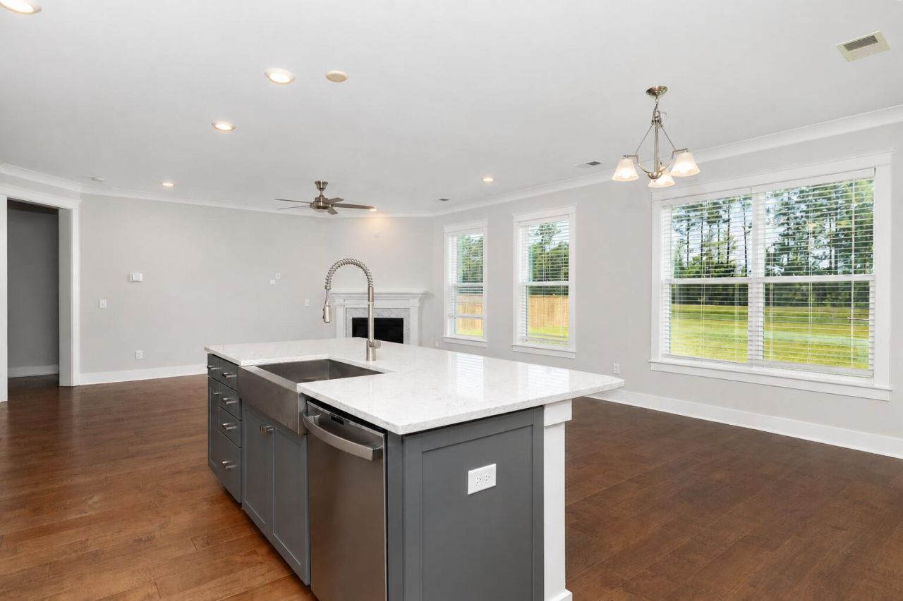 169 Huguenot Trail Photo 5