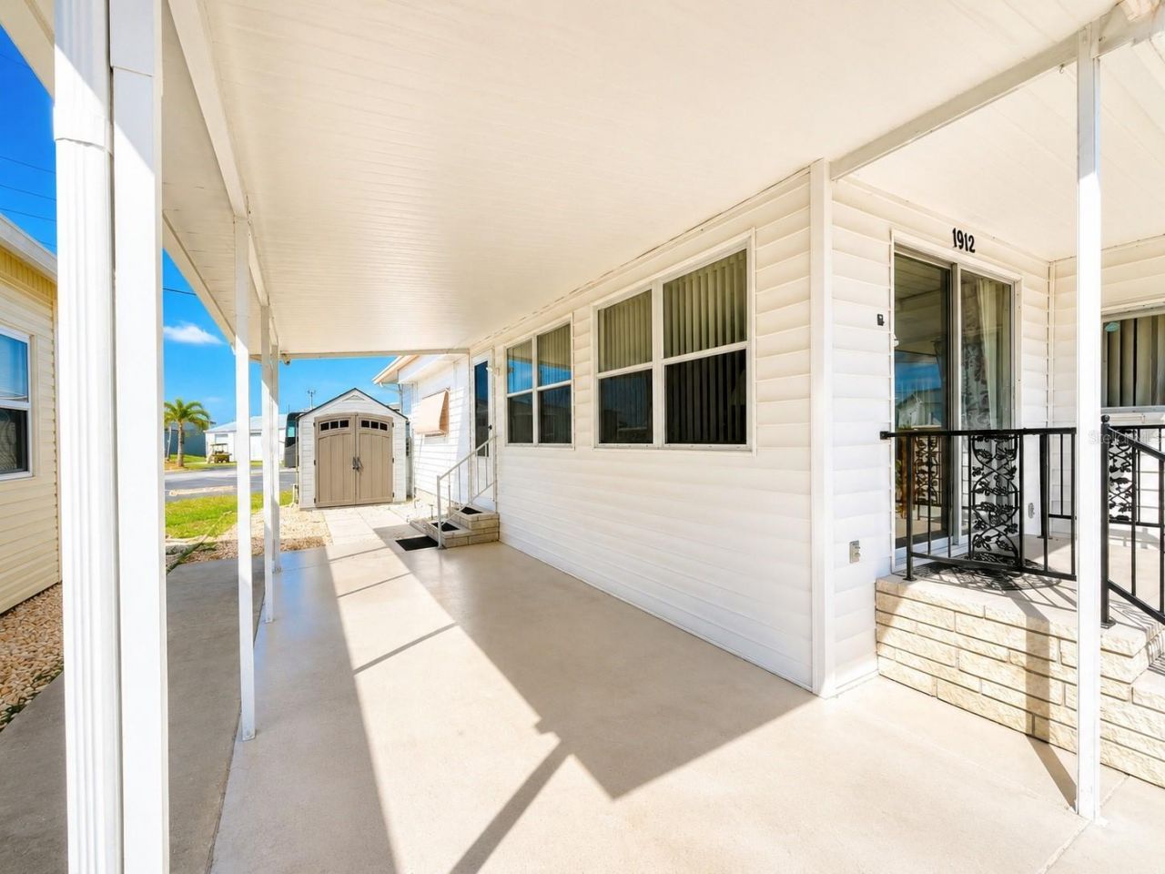 1912 Iowa Avenue, Bradenton, FL 34207 Photo
