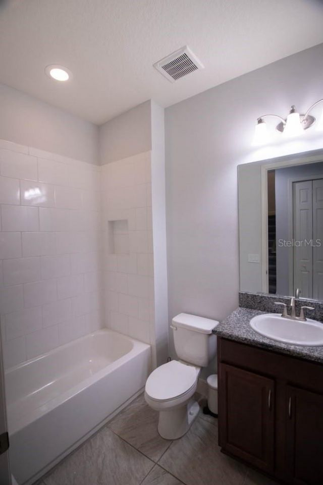 16485 Courtyard Loop, Land O Lakes, FL 34638 Photo