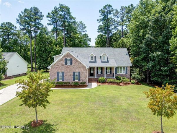 207 Emmen Road , New Bern, NC 28562