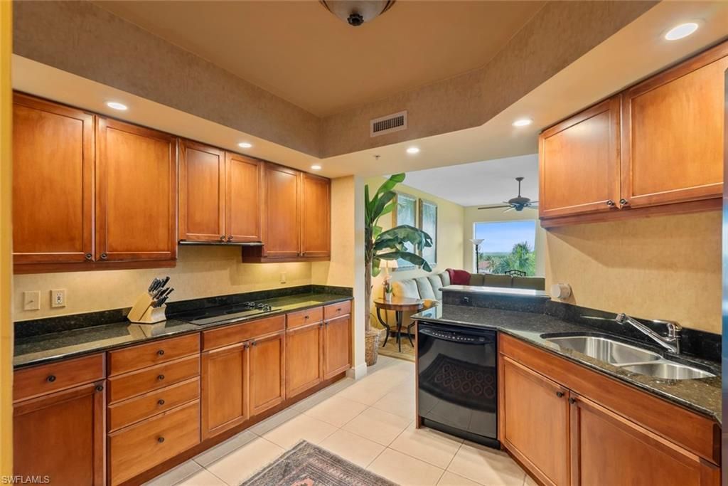 1060 Borghese Ln, Unit 403, Naples, FL 34114 Photo