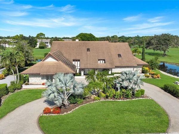 2227 Regal WAY, NAPLES, FL 34110