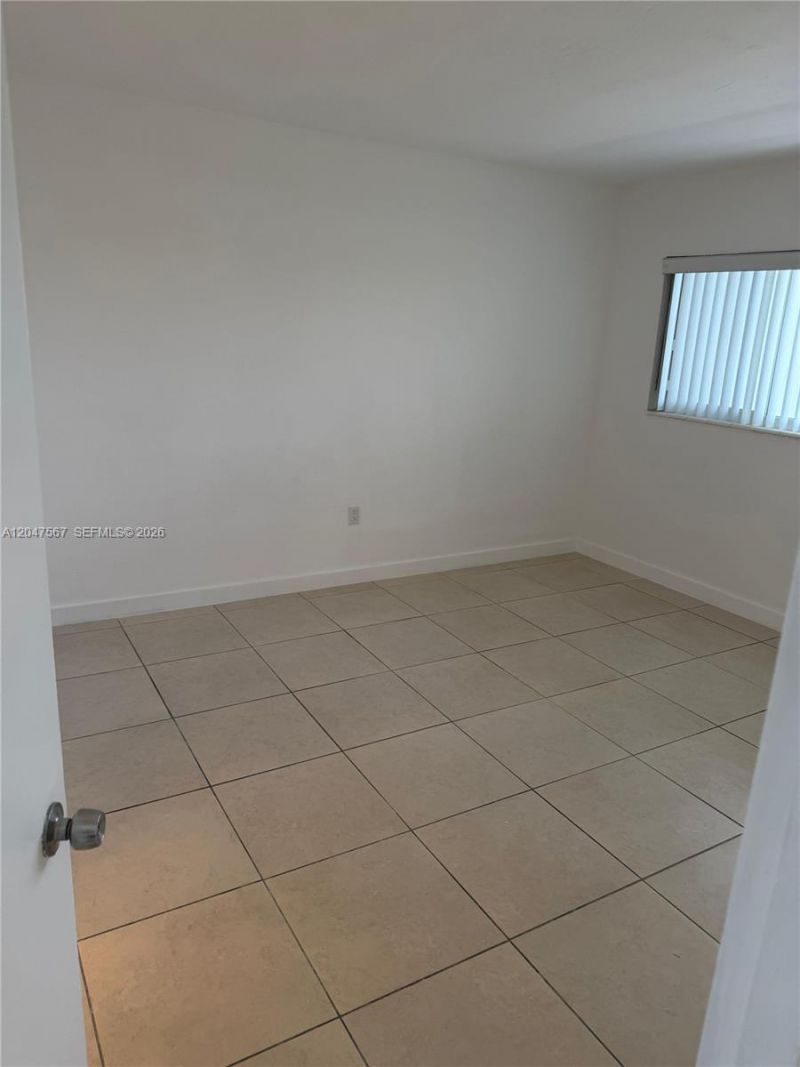2005 Sans Souci Blvd , Unit 305, North Miami, FL 33181 Photo