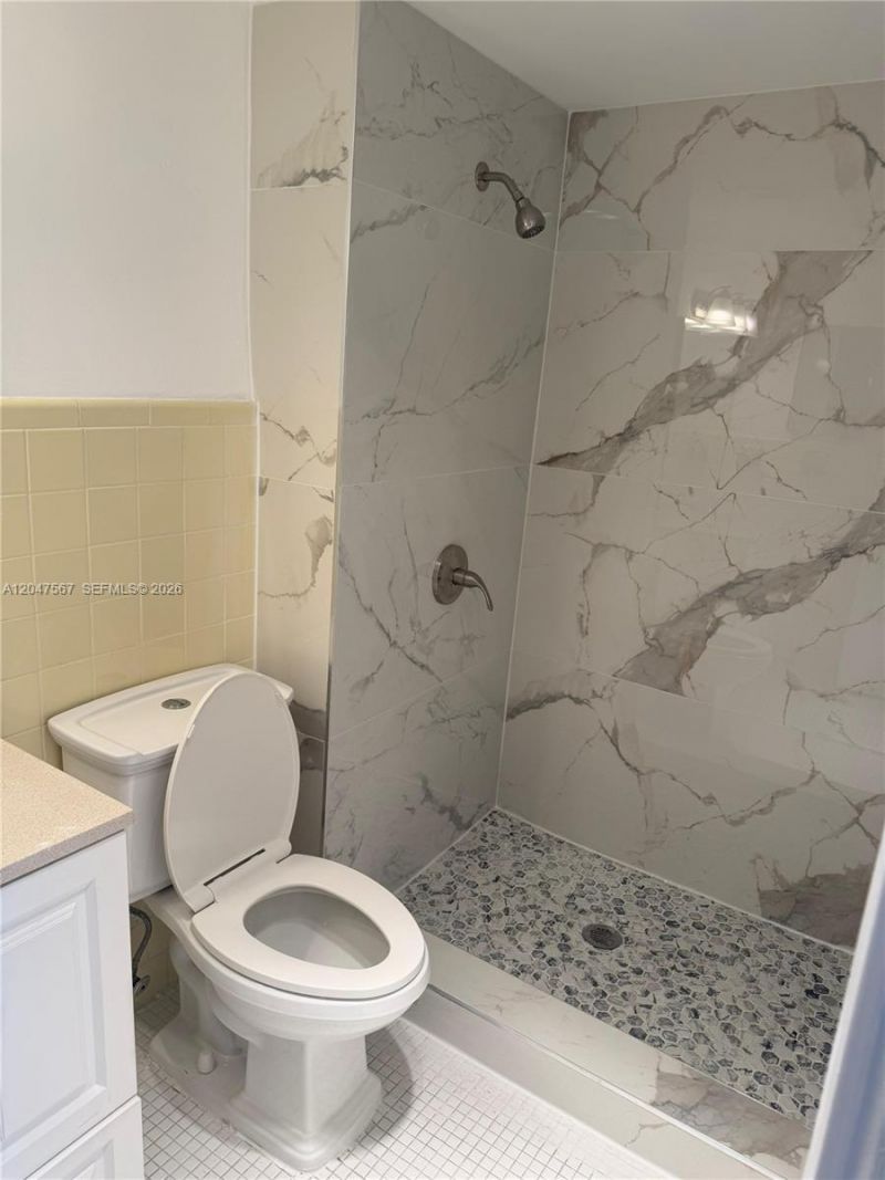 2005 Sans Souci Blvd , Unit 305, North Miami, FL 33181 Photo