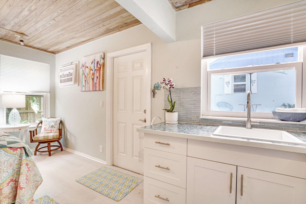 9 NW 9th Street, Delray Beach, FL 33444 Photo