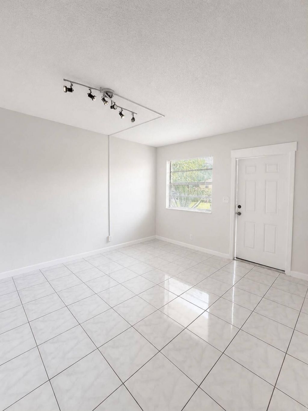 650 SW 15th Avenue, Unit 1-10, Fort Lauderdale, FL 33312 Photo