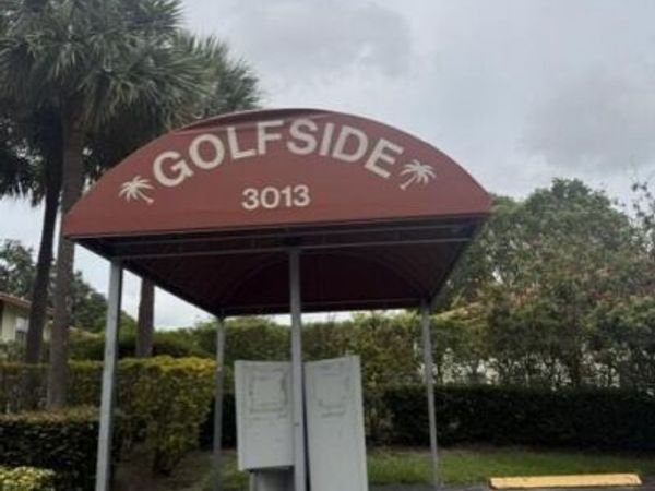 3031 Holiday Springs Boulevard, Unit 202-7, Margate, FL 33063
