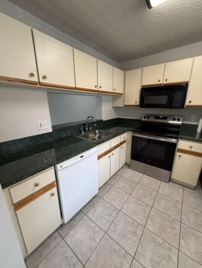 3031 Holiday Springs Boulevard, Unit 202-7, Margate, FL 33063 Photo
