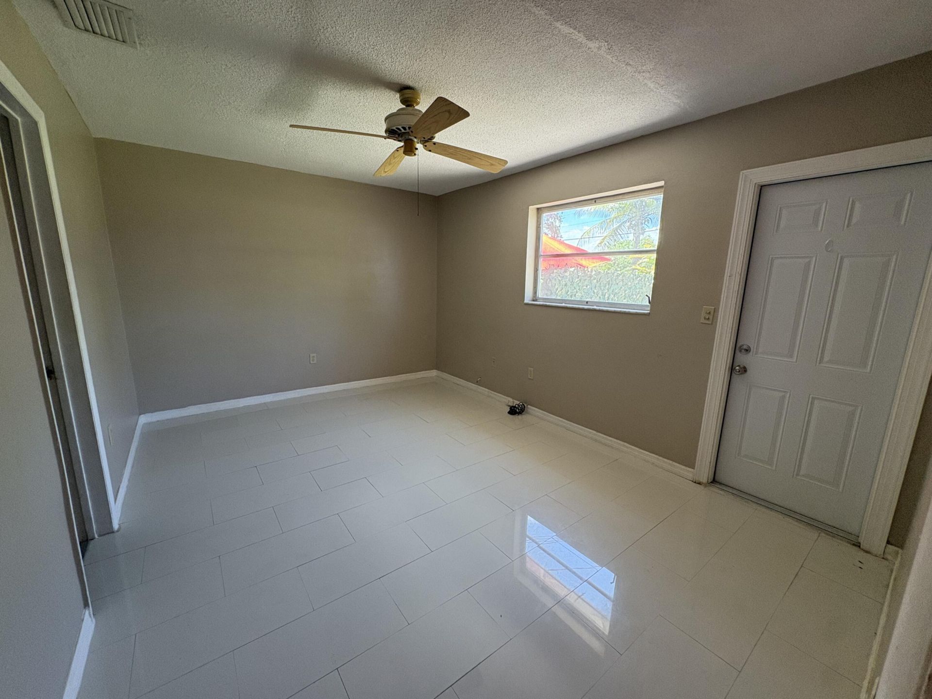 6111 SW 31st Street, Unit E, Miramar, FL 33023 Photo