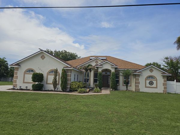 1637 SW La Gorce Avenue, Port St. Lucie, FL 34953