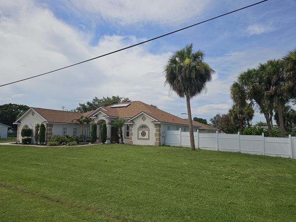1637 SW La Gorce Avenue, Port St. Lucie, FL 34953