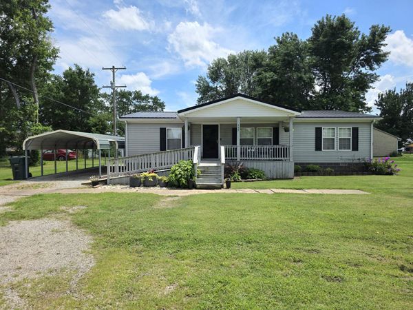 155 W 5th Avenue , Welch, OK 74369
